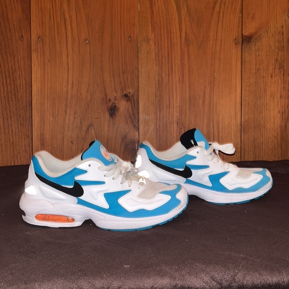 Nike Air Max 2 Light Shoes - Picture 2 of 3